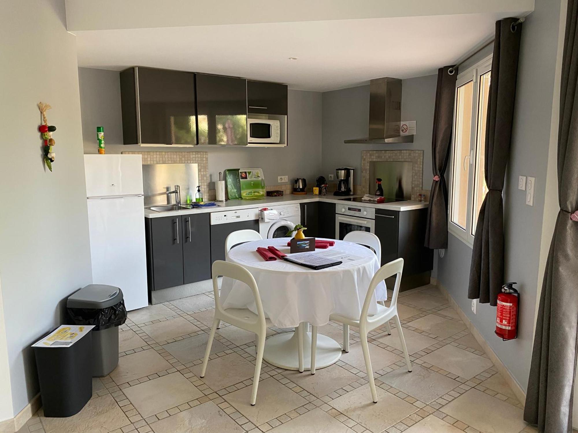 Residence Terra Thea Пропріано Екстер'єр фото